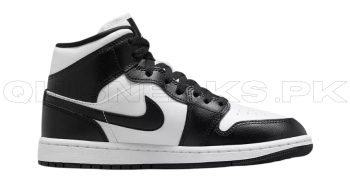 NK AIR JORDAN 1 BLACK + WHITE